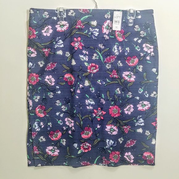 LOFT Dresses & Skirts - NWT Loft Outlet Floral Pencil Skirt plus size 16